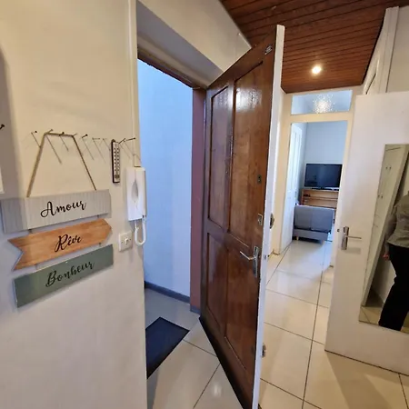 Close To Lyon&parc De Parilly Apartamento